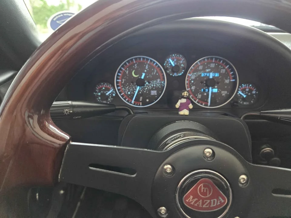 1992 Mazda NA MX-5 Miata - Image 3 of 9