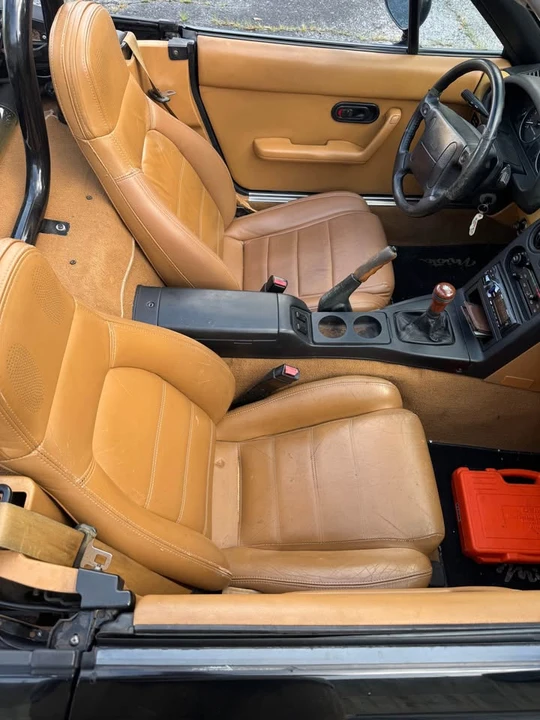 1992 Mazda NA MX-5 Miata - Image 7 of 12