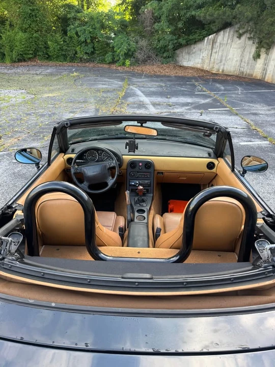 1992 Mazda NA MX-5 Miata - Image 8 of 12