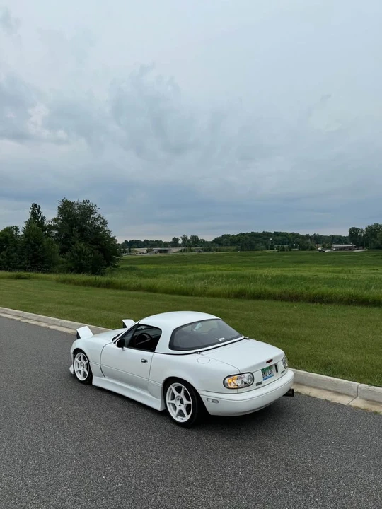 1992 Mazda NA MX-5 Miata - Image 4 of 7