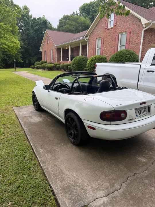 1992 Mazda NA MX-5 Miata - Image 3 of 9