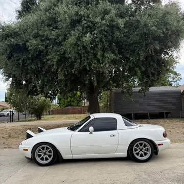 1992 Mazda MX-5 Convertible