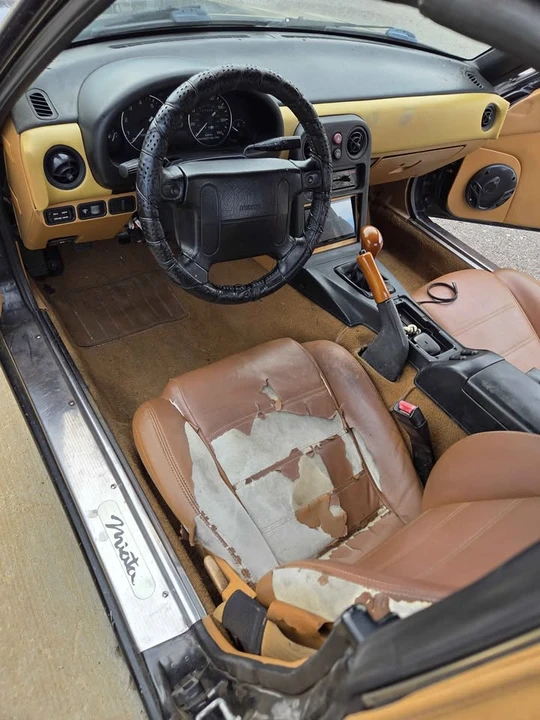 1992 Mazda NA MX-5 Miata - Image 9 of 20