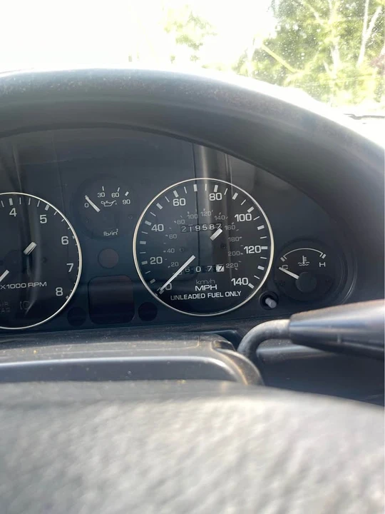 1992 Mazda NA MX-5 Miata - Image 6 of 7