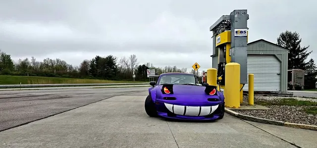1992 Mazda MX-5 Convertible 2D