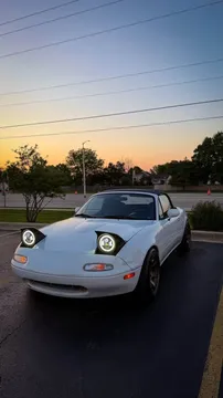 1992 Mazda MX-5 Convertible 2D