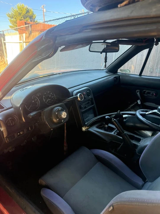 1992 Mazda NA MX-5 Miata - Image 5 of 5