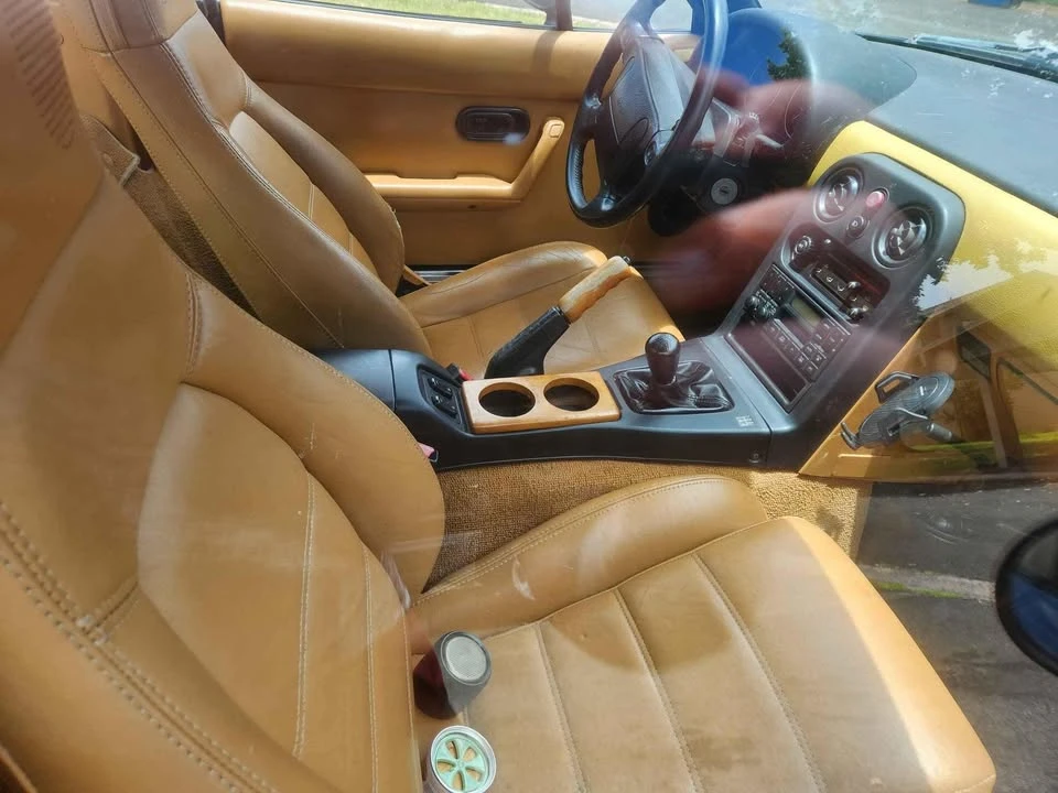 1992 Mazda NA MX-5 Miata - Image 3 of 5