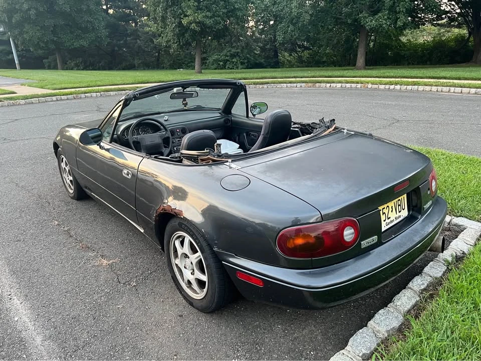 1992 Mazda NA MX-5 Miata - Image 2 of 5
