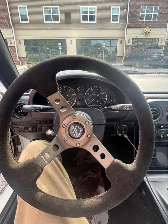 1992 Mazda NA MX-5 Miata - Image 17 of 18