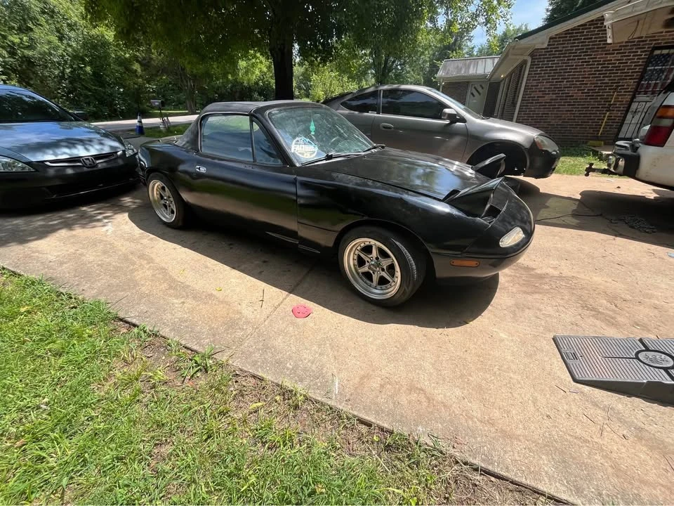 1992 Mazda NA MX-5 Miata - Image 2 of 13