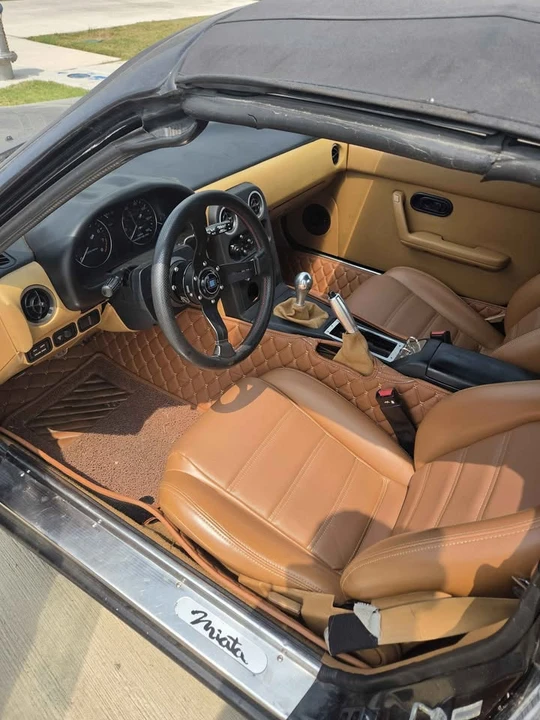 1992 Mazda NA MX-5 Miata - Image 7 of 10