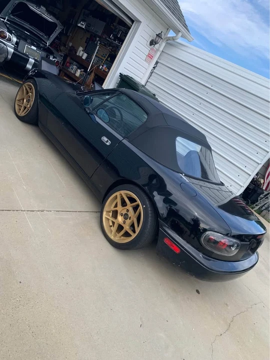 1992 Mazda NA MX-5 Miata - Image 4 of 13