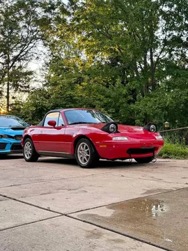 1992 Mazda MX-5 Convertible 2D