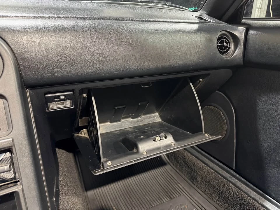 1992 Mazda NA MX-5 Miata - Image 14 of 18