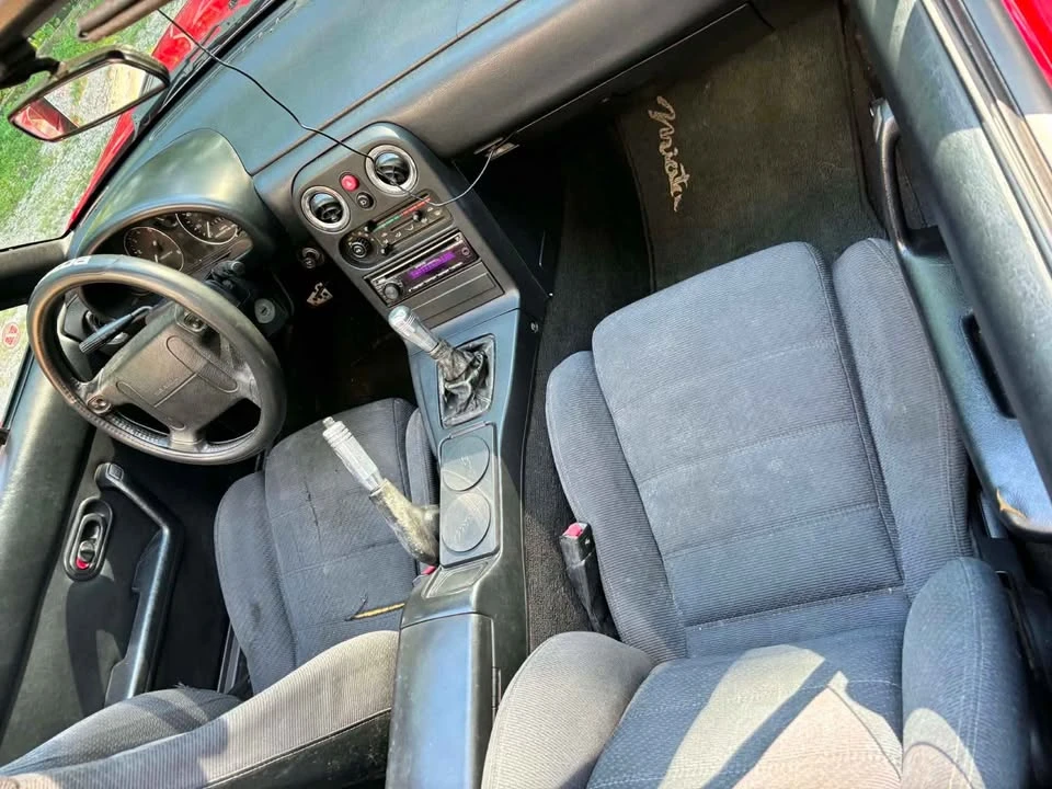 1992 Mazda NA MX-5 Miata - Image 11 of 13
