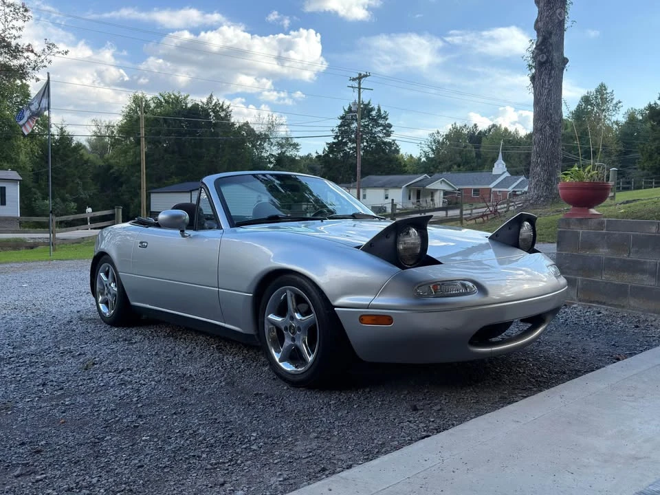 1992 Mazda NA MX-5 Miata - Image 2 of 10