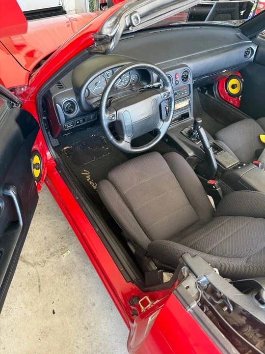 1992 Mazda NA MX-5 Miata - Image 2 of 2