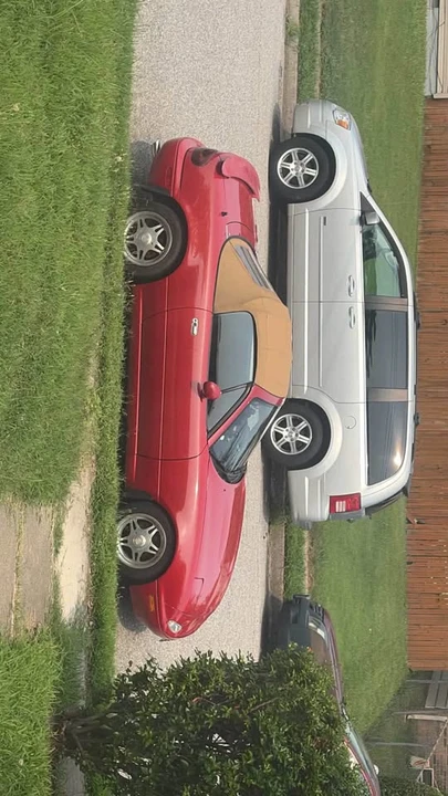 1992 Mazda NA MX-5 Miata - Image 2 of 9