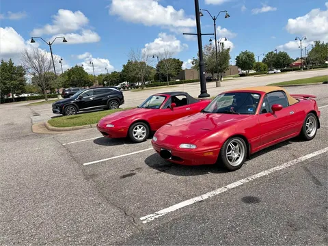 1992 Mazda MX-5 Convertible 2D