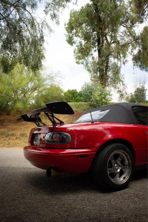 1992 Mazda NA MX-5 Miata - Image 2 of 11