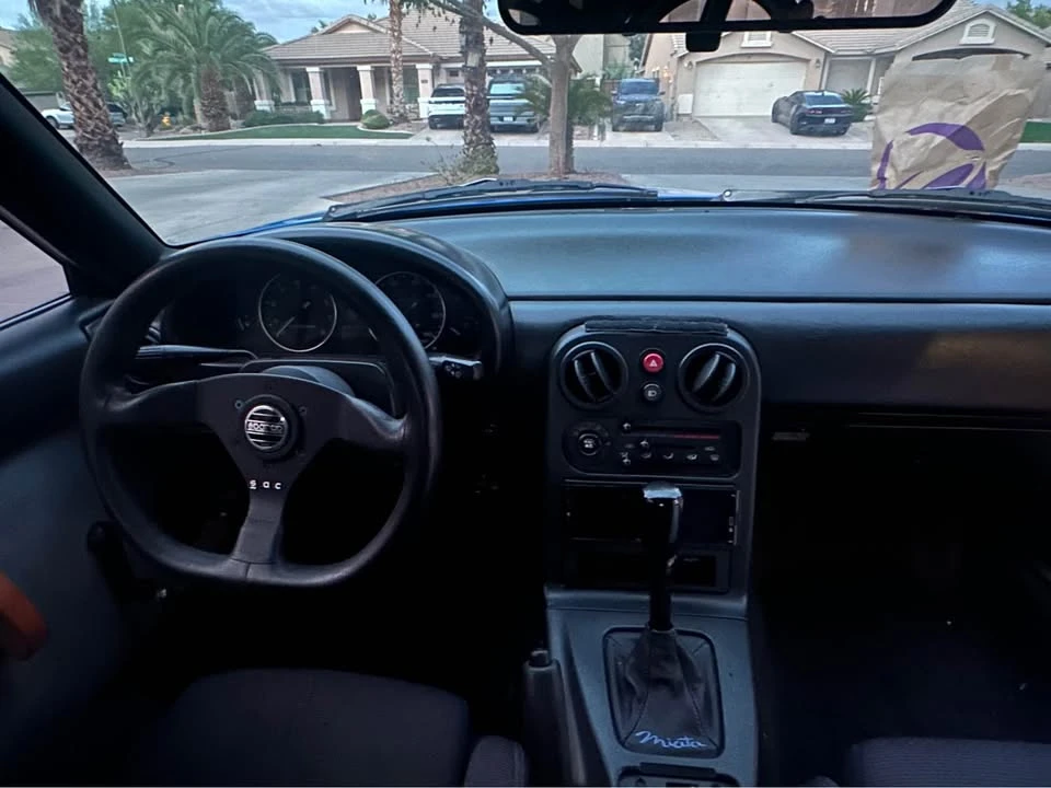 1992 Mazda NA MX-5 Miata - Image 12 of 14