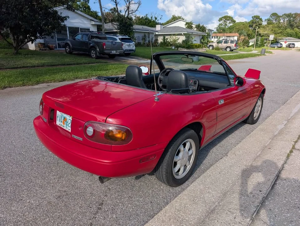 1992 Mazda NA MX-5 Miata - Image 5 of 15