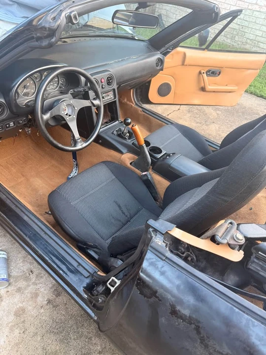 1992 Mazda NA MX-5 Miata - Image 7 of 12