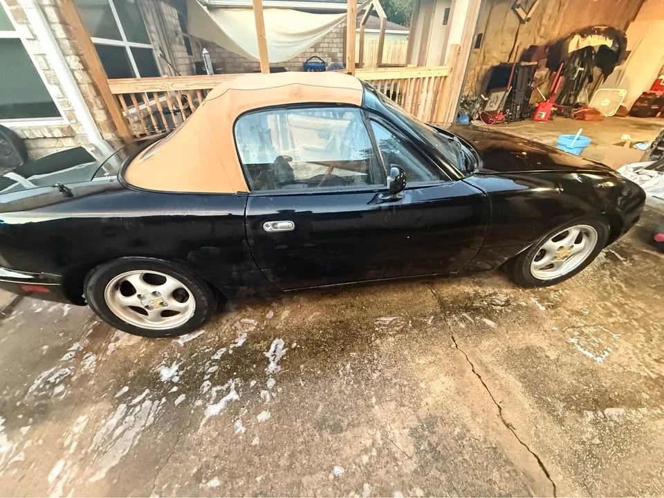 1992 Mazda NA MX-5 Miata - Image 6 of 12