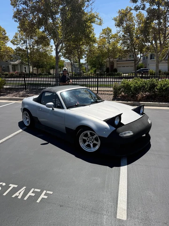 1992 Mazda NA MX-5 Miata - Image 4 of 9