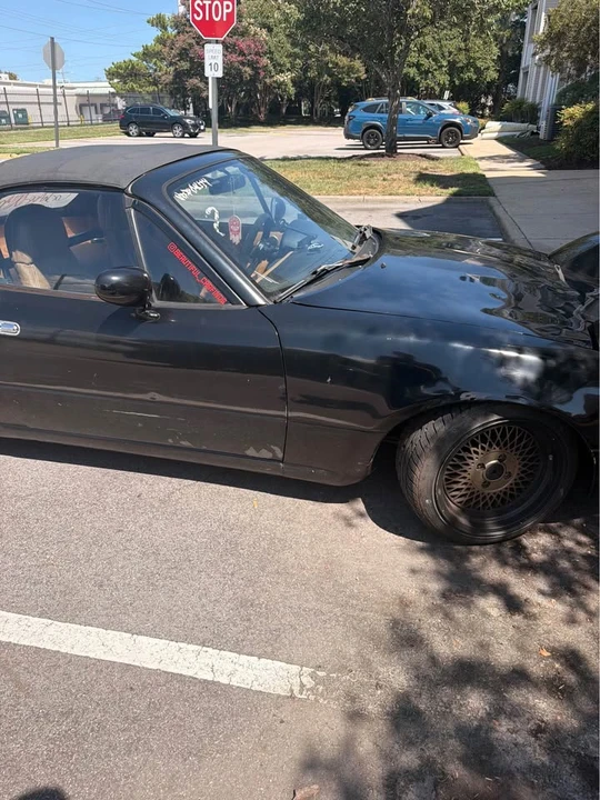 1992 Mazda NA MX-5 Miata - Image 5 of 7