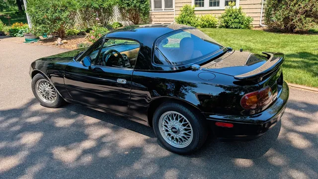 1992 Mazda MX-5 Miata Special Edition