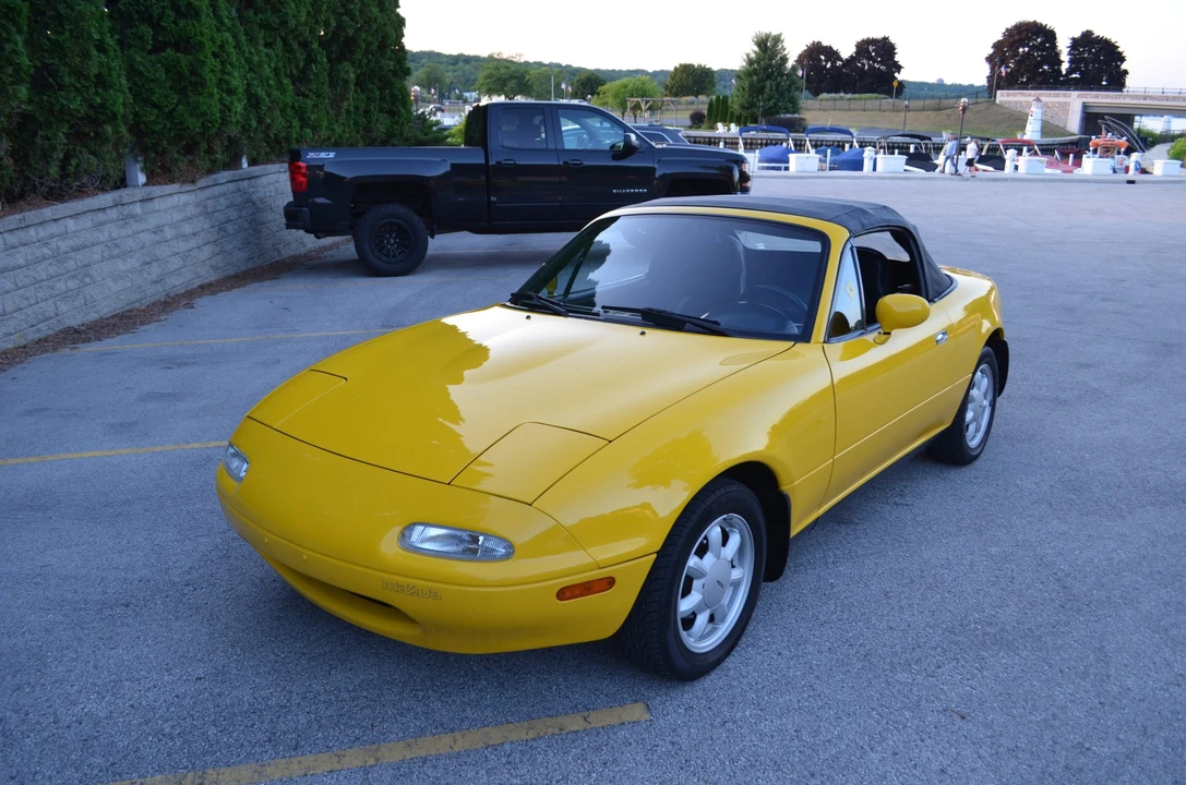 1992 Mazda NA MX-5 Miata - Image 30 of 31