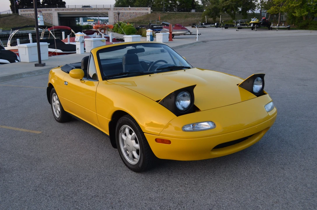 1992 Mazda NA MX-5 Miata - Image 22 of 31