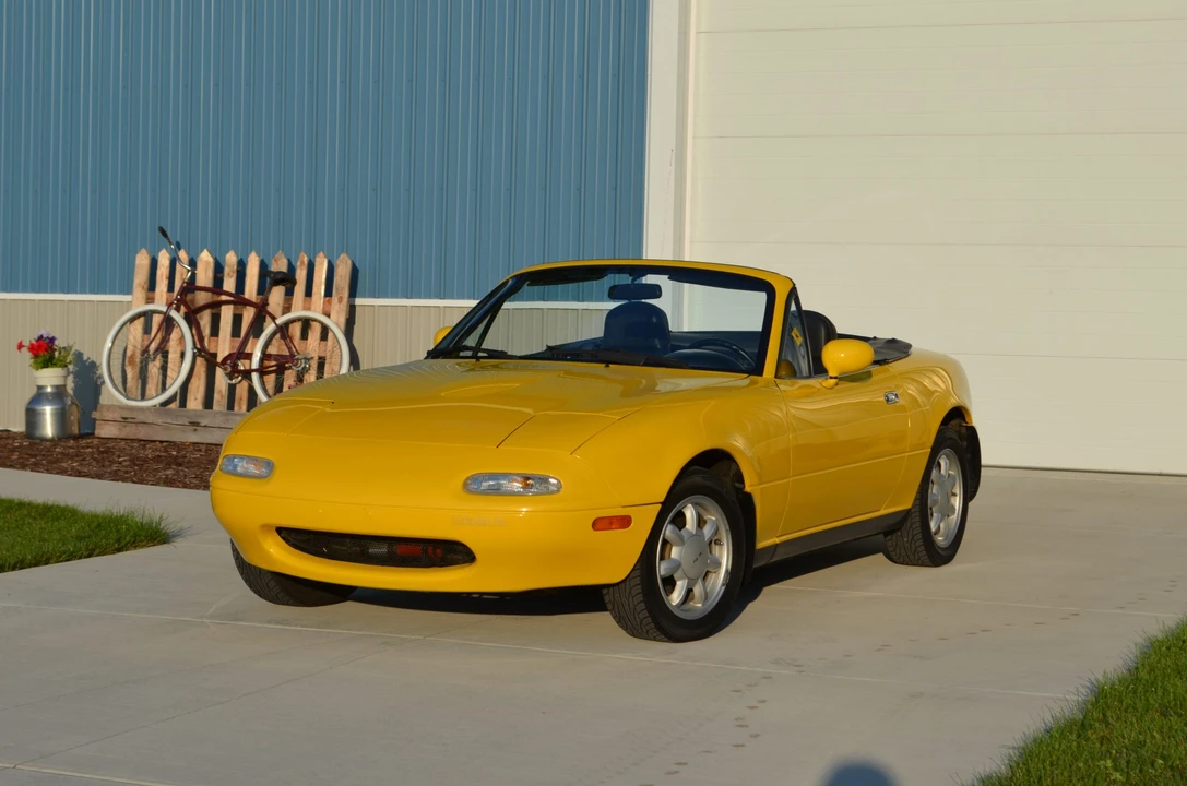 1992 Mazda NA MX-5 Miata - Image 4 of 31