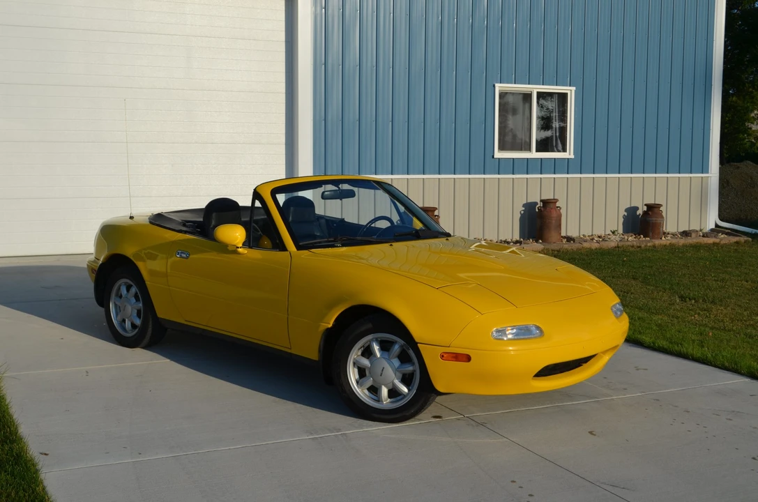 1992 Mazda NA MX-5 Miata - Image 10 of 31