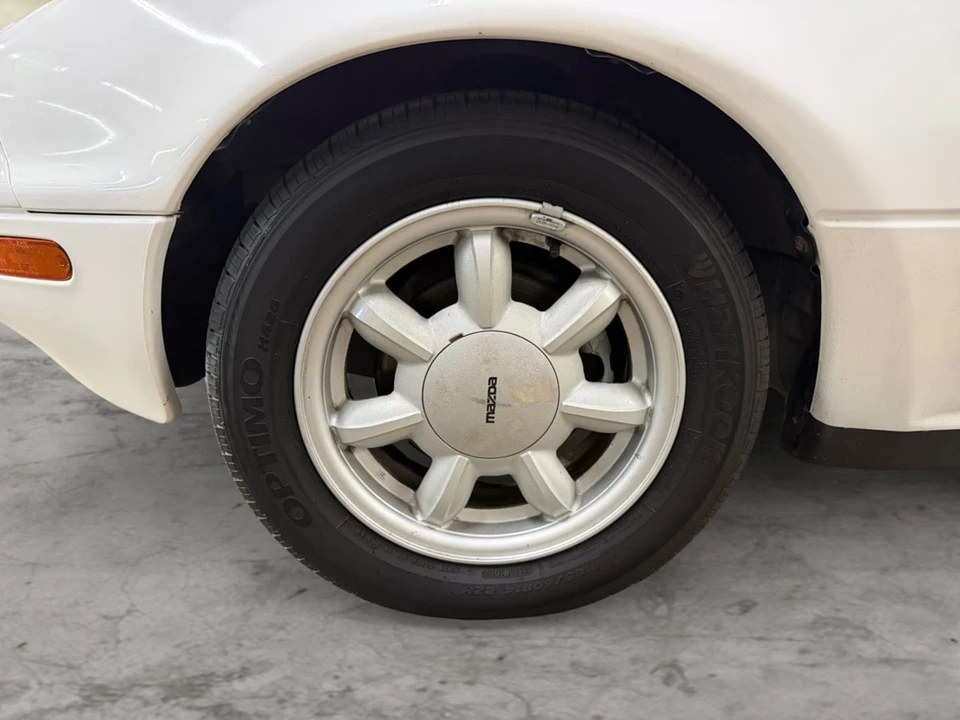1992 Mazda NA MX-5 Miata - Image 9 of 25