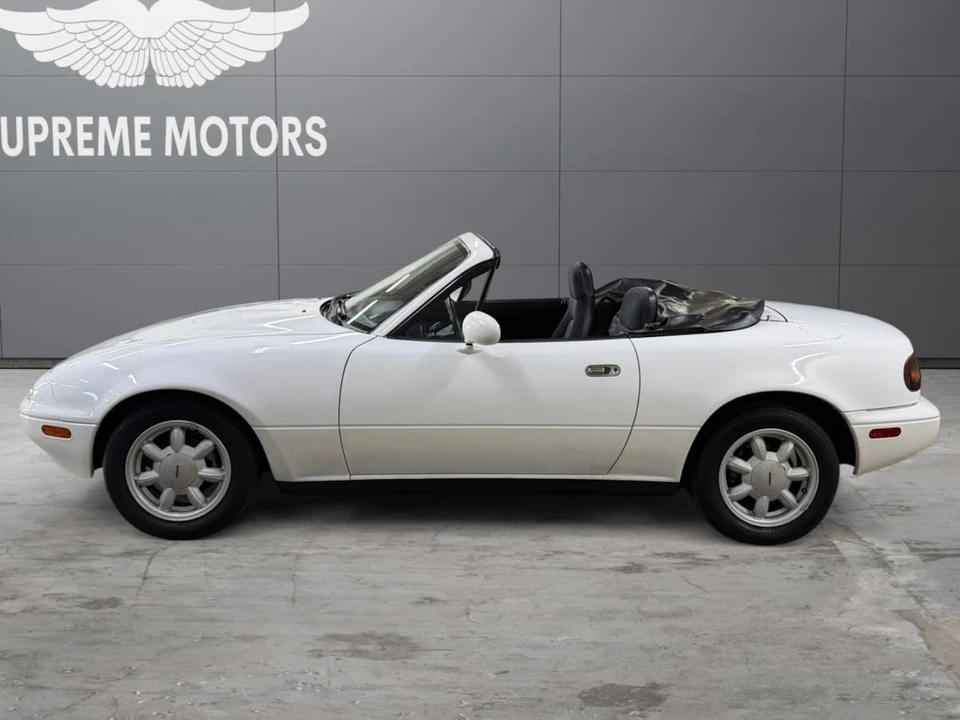 1992 Mazda NA MX-5 Miata - Image 2 of 25