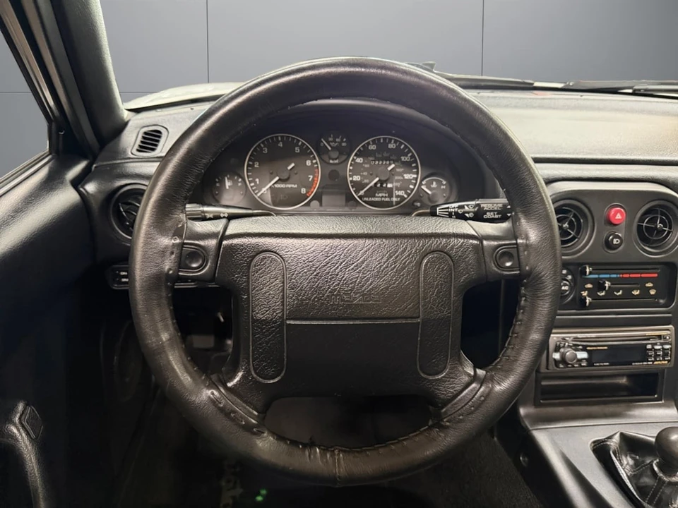 1992 Mazda NA MX-5 Miata - Image 13 of 25