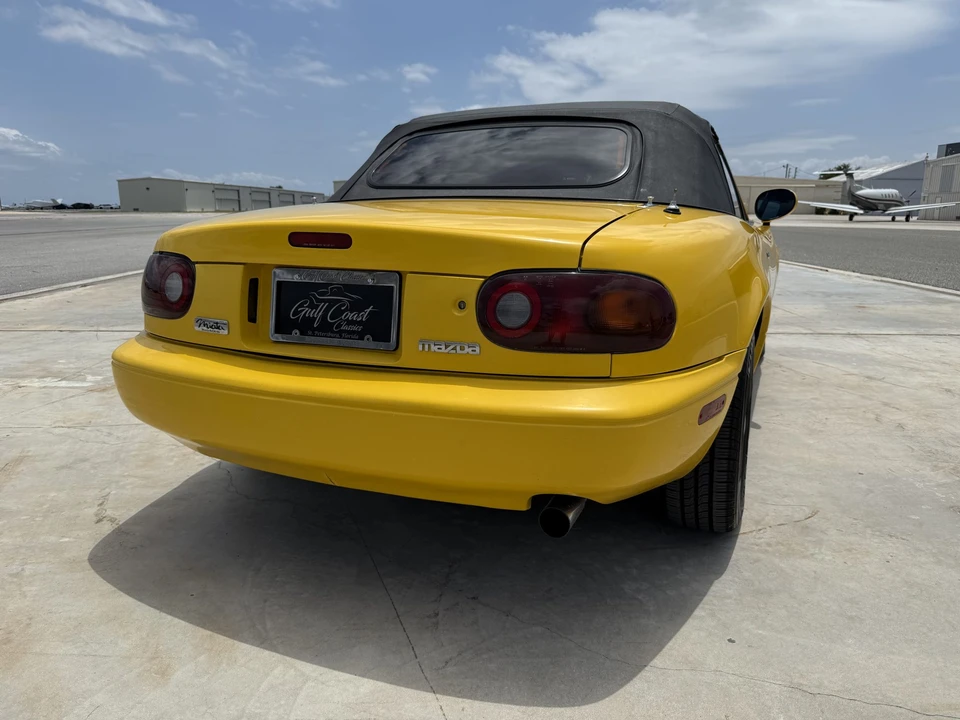 1992 Mazda NA MX-5 Miata - Image 27 of 31