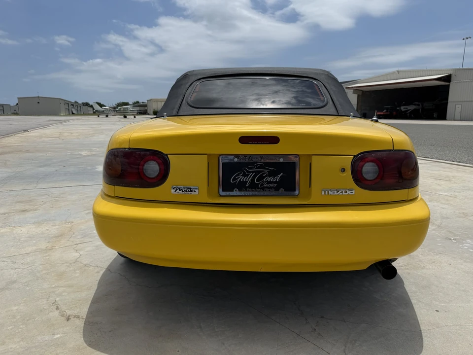 1992 Mazda NA MX-5 Miata - Image 25 of 31