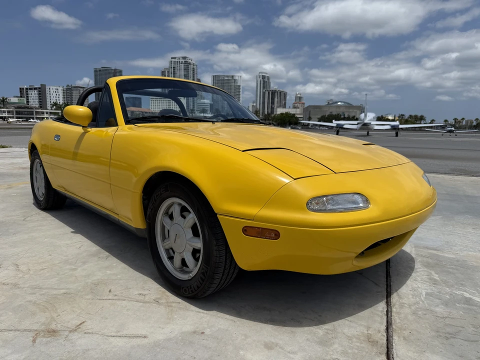 1992 Mazda NA MX-5 Miata - Image 14 of 31