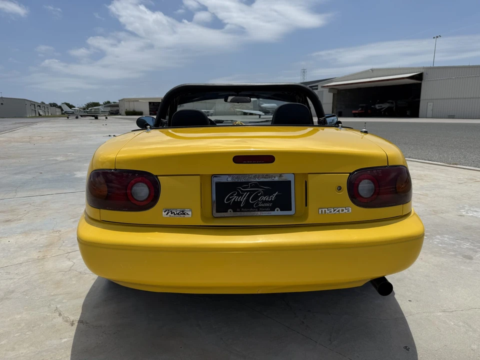 1992 Mazda NA MX-5 Miata - Image 8 of 31
