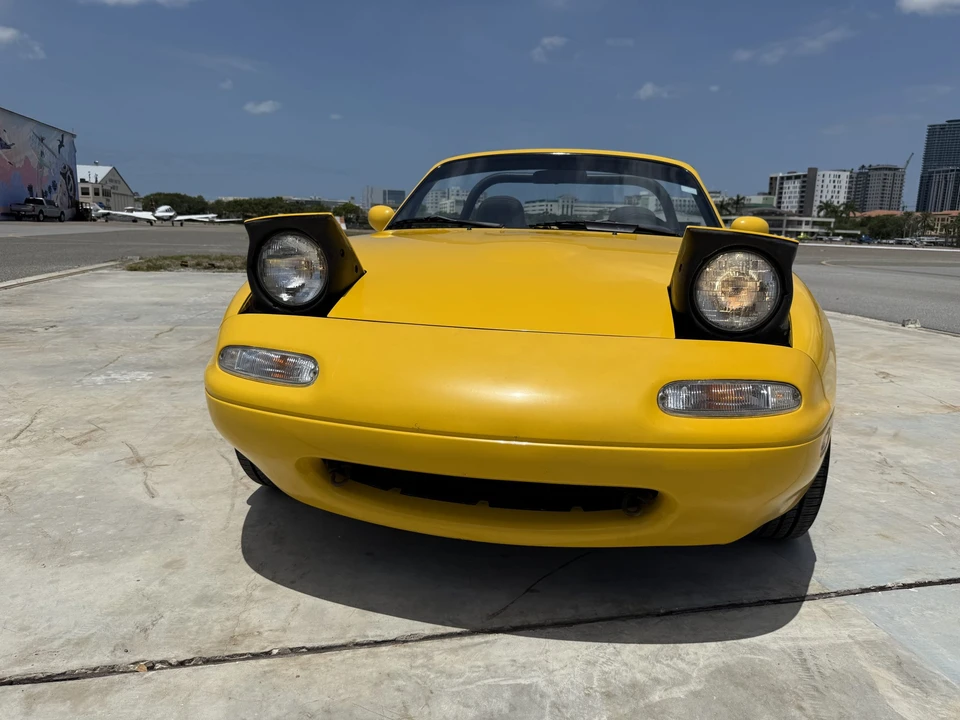 1992 Mazda NA MX-5 Miata - Image 2 of 31