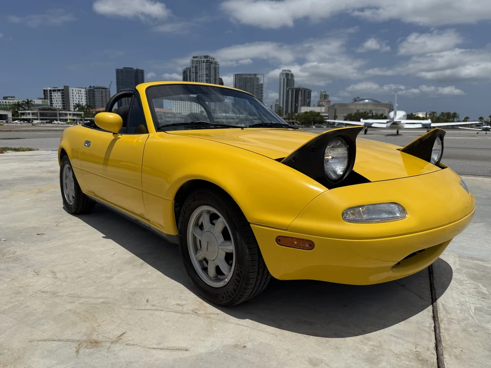 1992 Mazda NA MX-5 Miata - Image 15 of 31