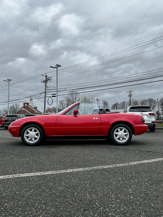 1992 Mazda NA MX-5 Miata - Image 8 of 31