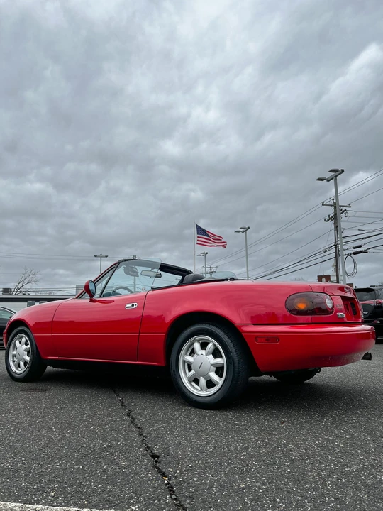 1992 Mazda NA MX-5 Miata - Image 9 of 31