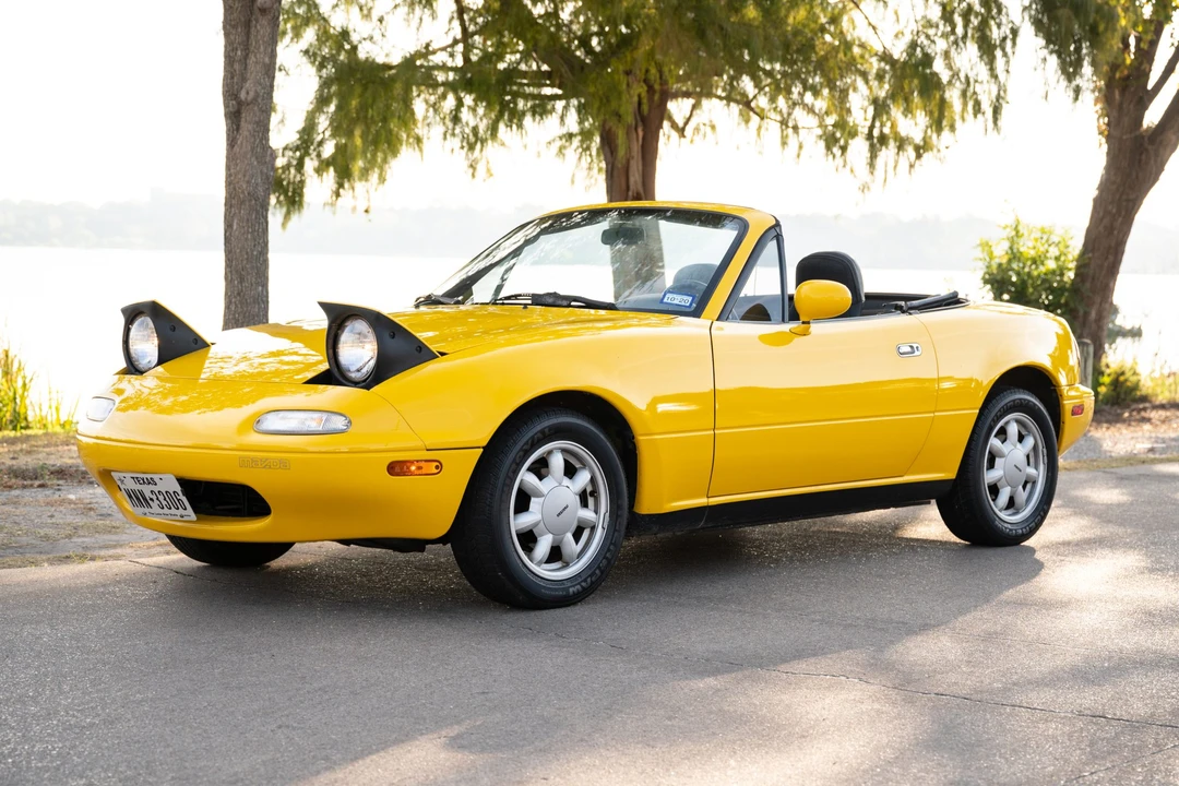 1992 Mazda NA MX-5 Miata - Image 9 of 31