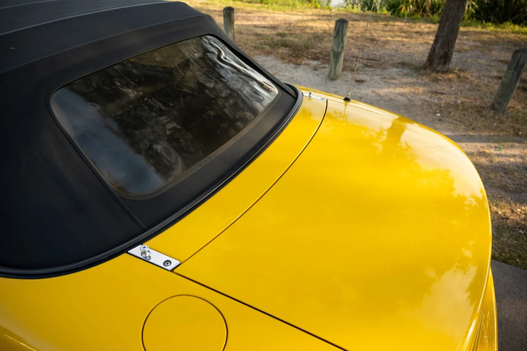 1992 Mazda NA MX-5 Miata - Image 26 of 31
