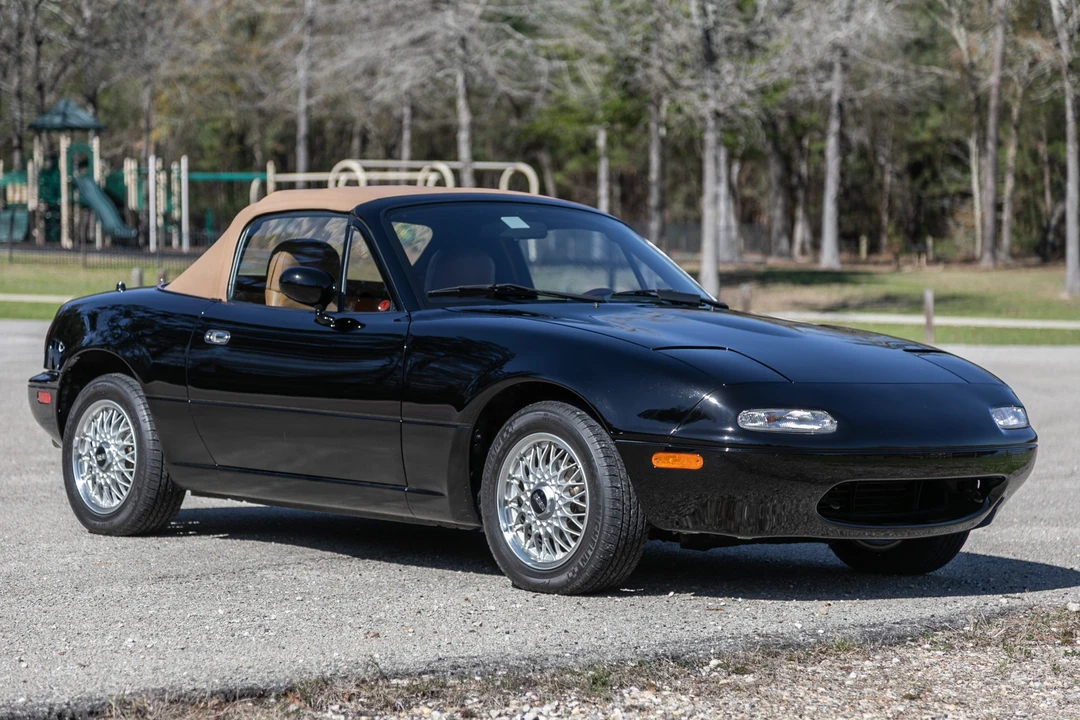 1992 Mazda NA MX-5 Miata - Image 9 of 31